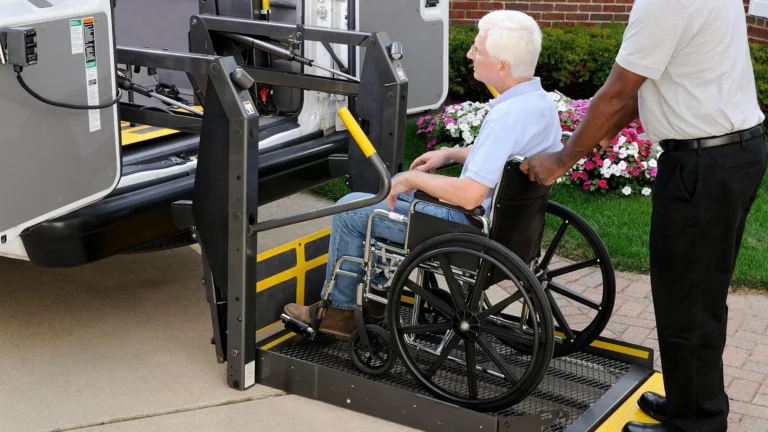 Transportation for Nursing Home Residents in Houston: A Guide for Families and Facilities